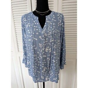 Monday Fun Top Womens M 3/4 Sleeve Henley Pleated Blue White Dots Blouse Cottage